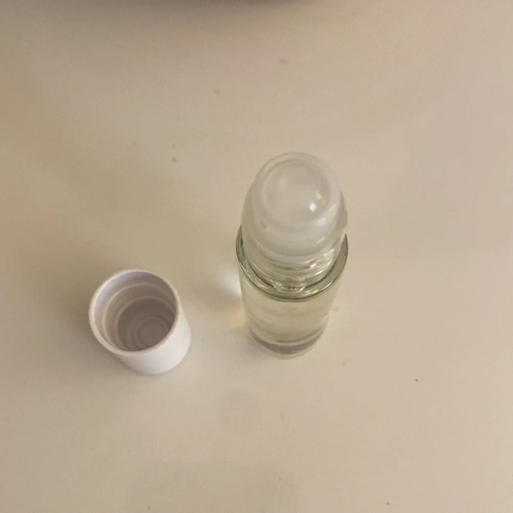 Malin + Goetz Dark Rum Perfume Oil .3 full oz. - Picture 3 of 4